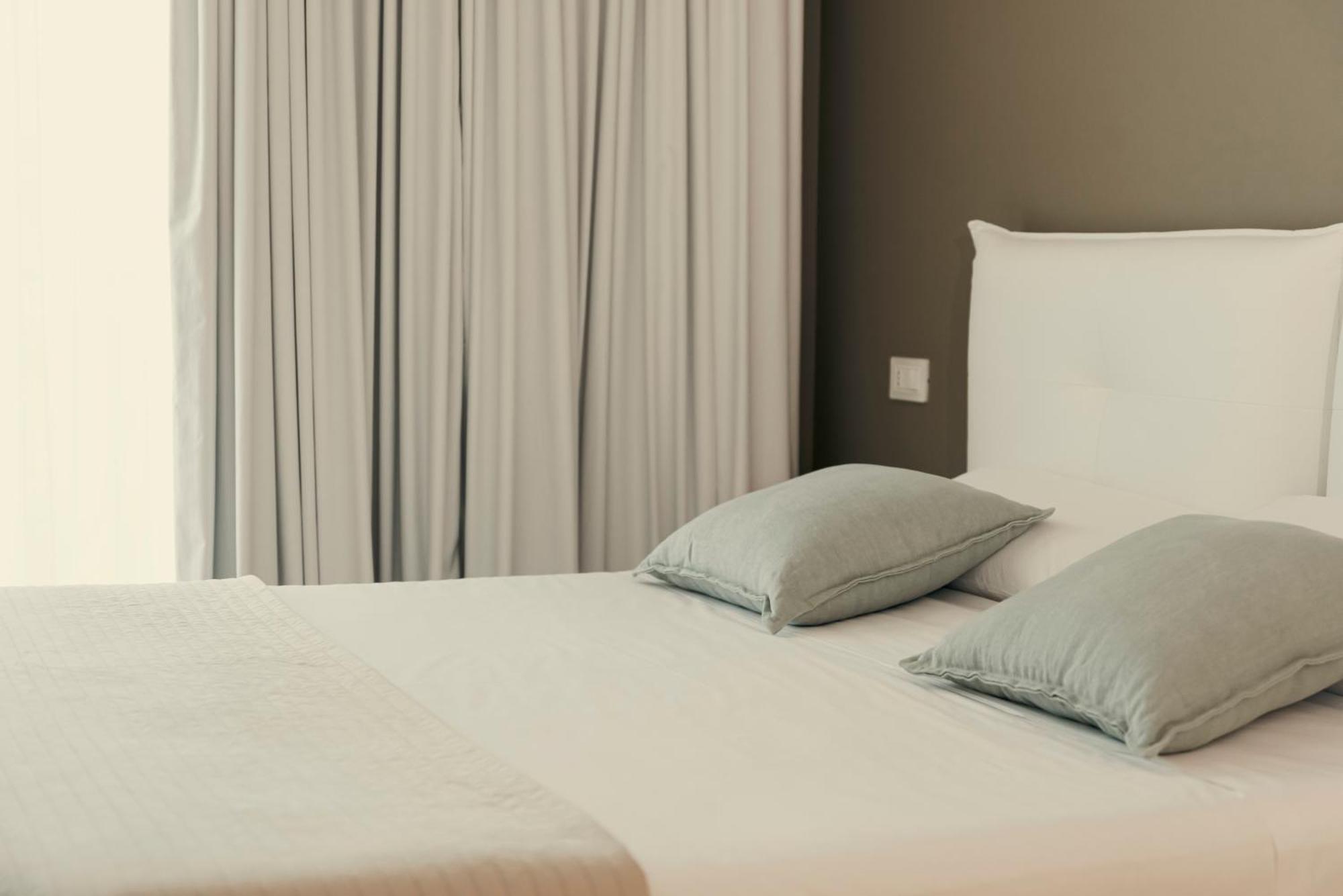 Copacabana Hotel Design Margherita Di Savoia Esterno foto
